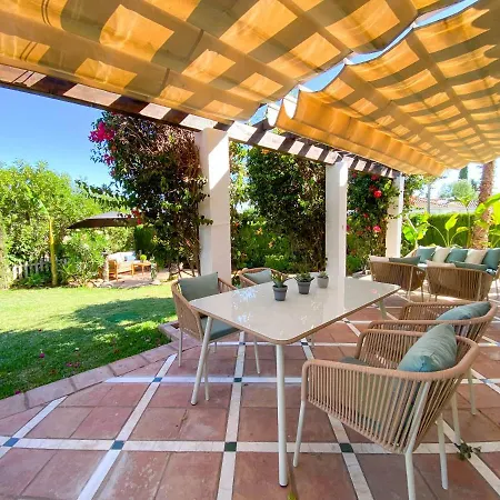 Stunning Villa With Sea Views In El Paraiso Alto, Benahavis! Villa