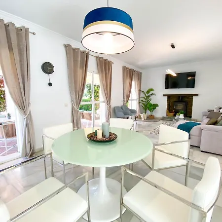 Villa Stunning Villa With Sea Views In El Paraiso Alto, Benahavis! *